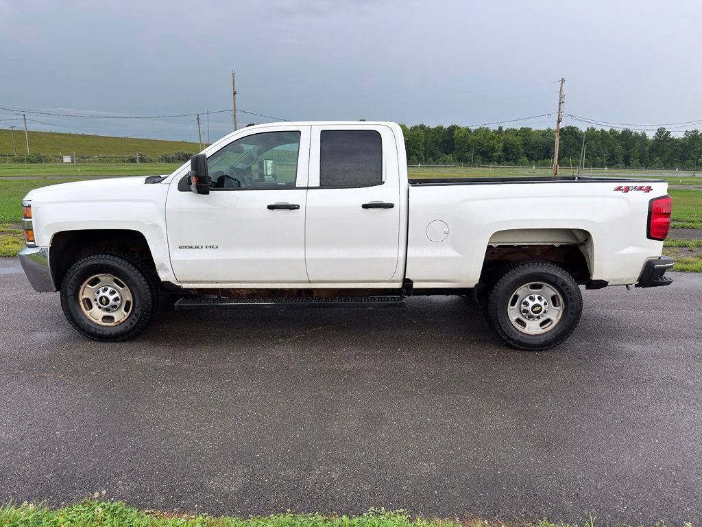 Used 2019 Chevrolet Silverado 2500 W/T AWD/4WD image 12