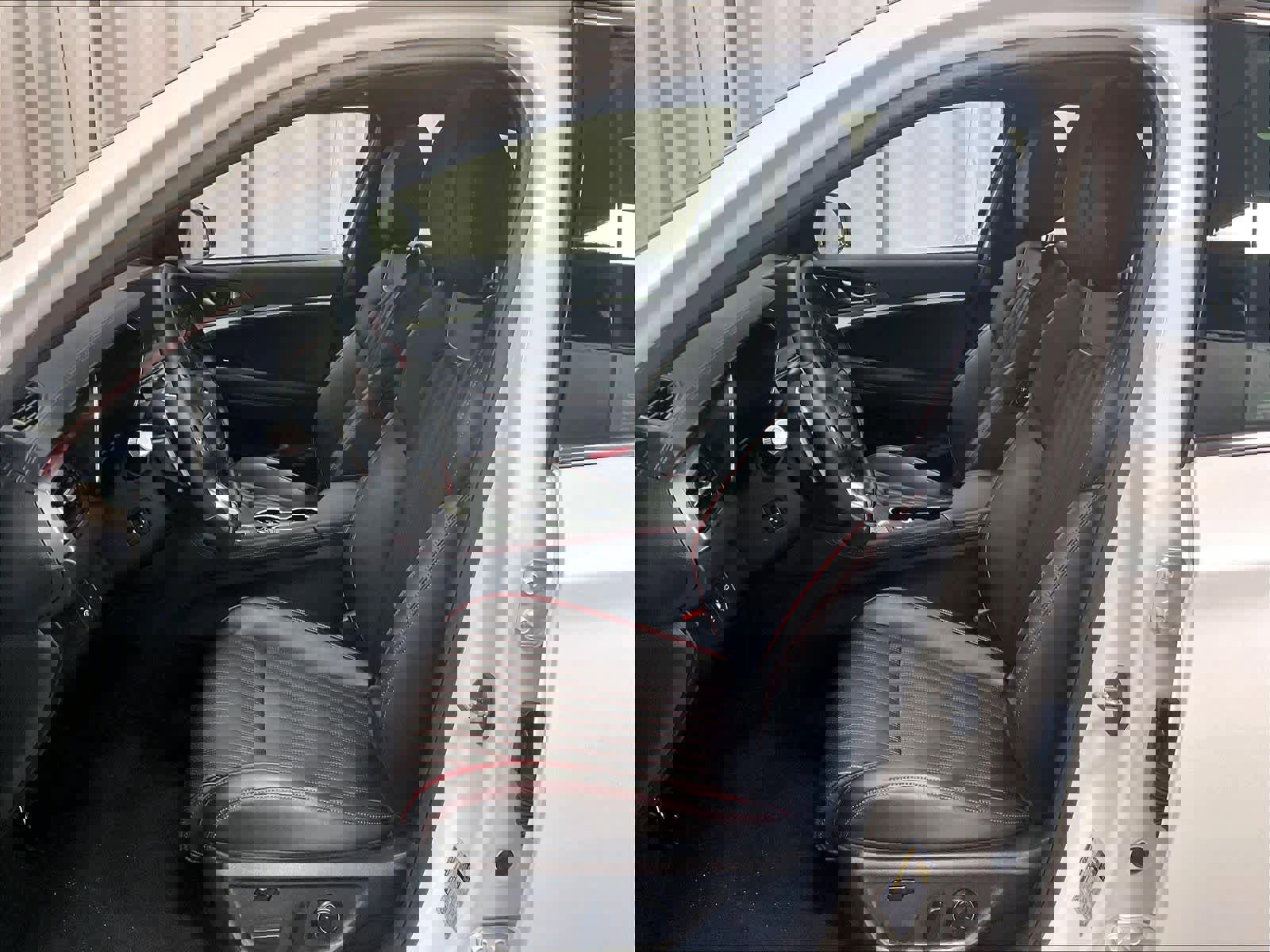 Used 2025 Genesis G70 3.3T Advanced image 10