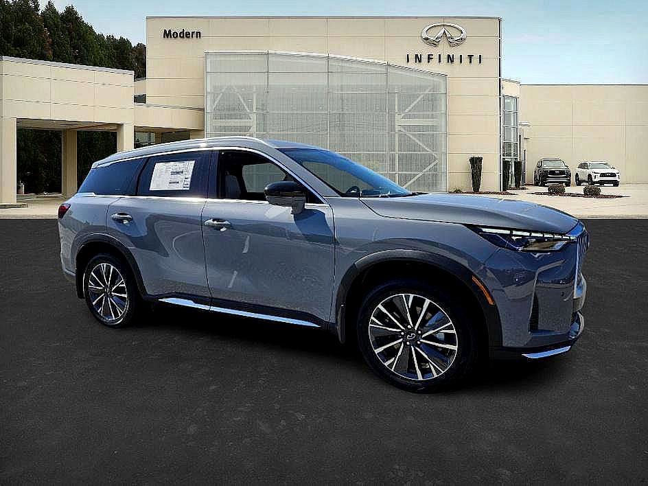 New 2026 INFINITI QX60 Luxe w/ Family Package image 2