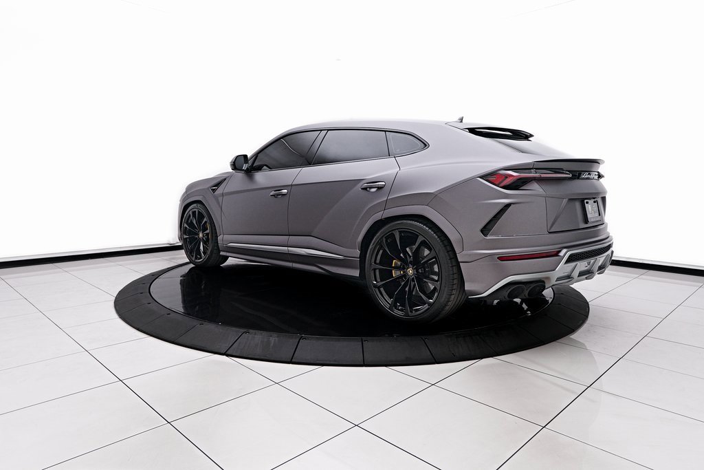 Used 2021 Lamborghini Urus image 10