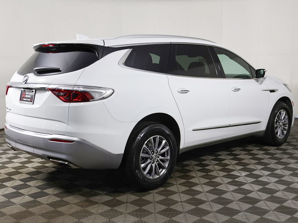 Used 2024 Buick Enclave Premium FWD image 13