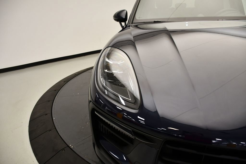 Used 2023 Porsche Macan S image 14