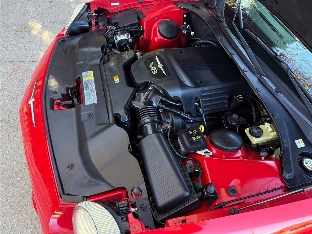 Used 2004 Ford Thunderbird image 69