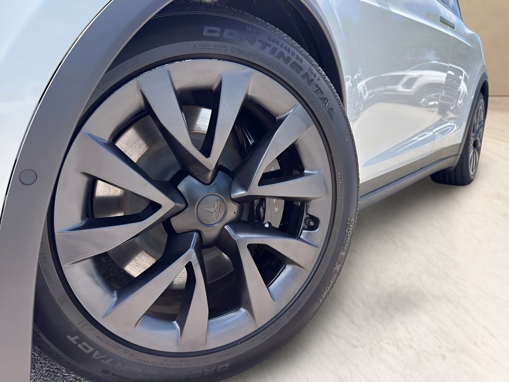 Used 2023 Tesla Model X AWD/4WD image 4
