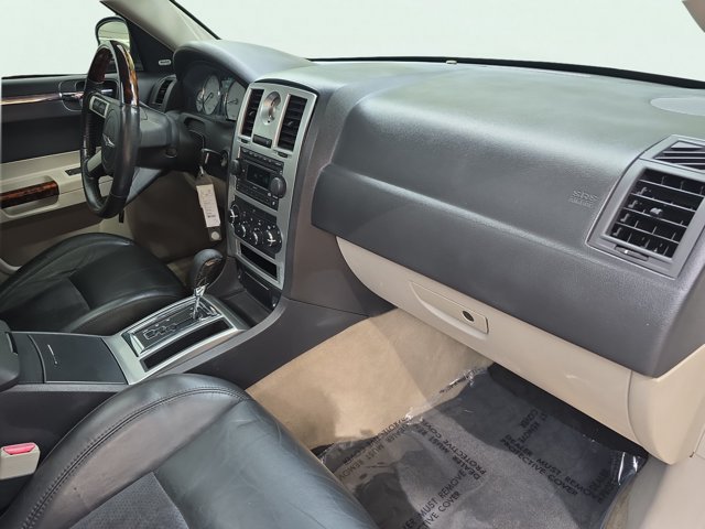 Used 2007 Chrysler 300 C RWD image 19
