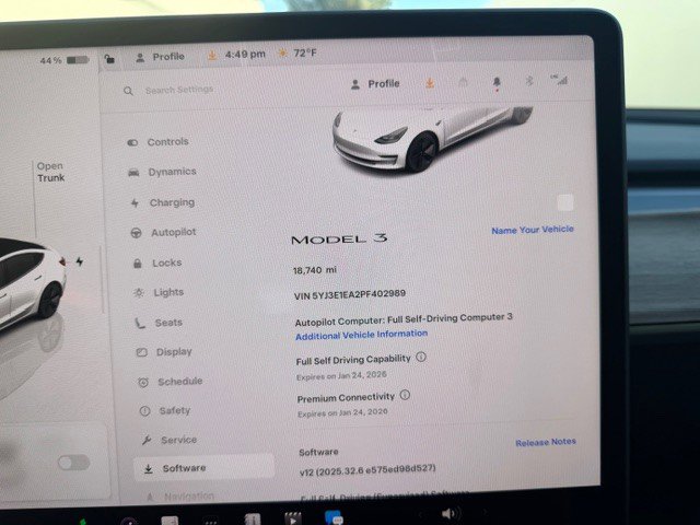 Used 2023 Tesla Model 3 Standard Range image 17