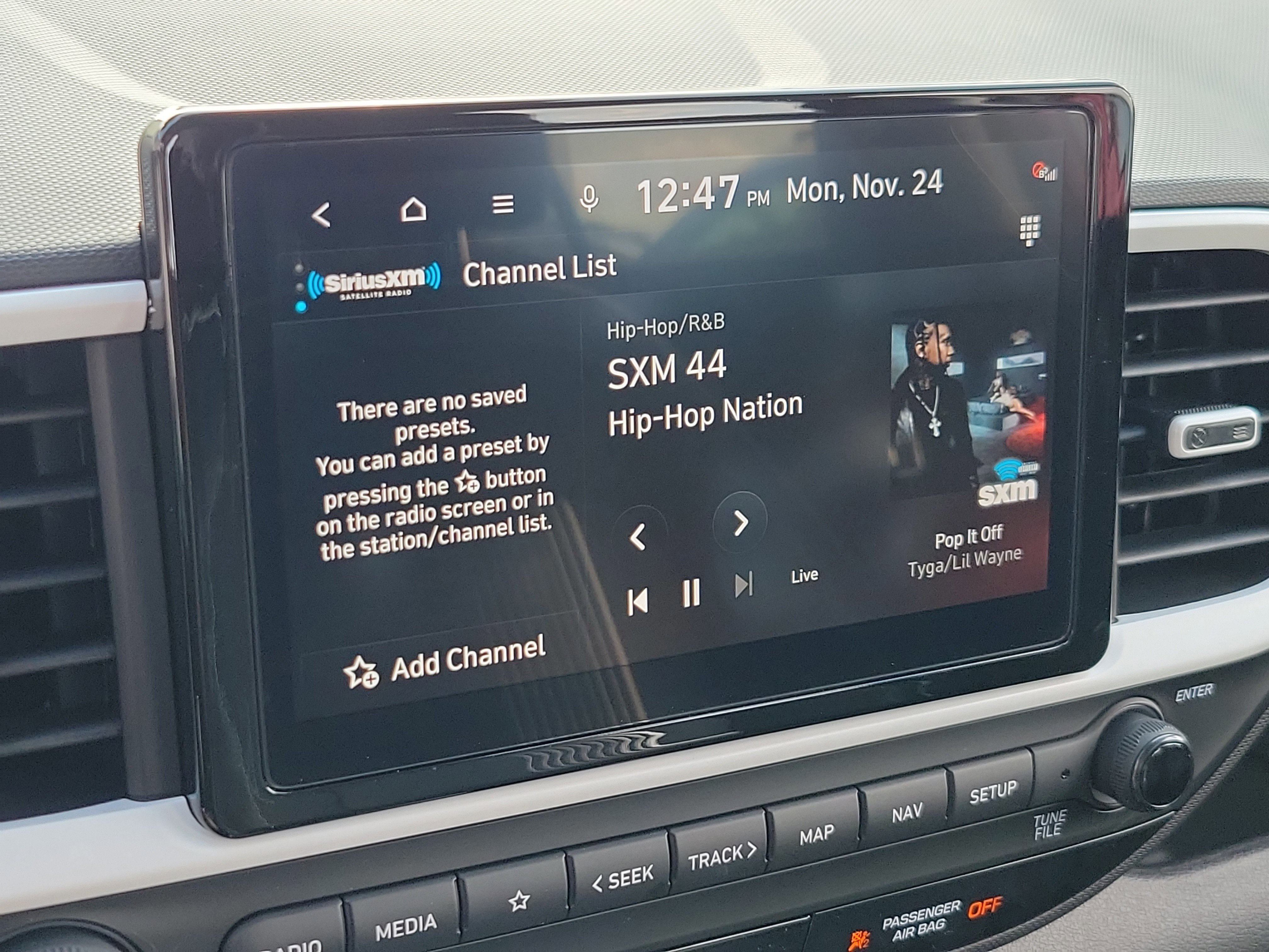 New 2025 Hyundai Venue Limited FWD image 20