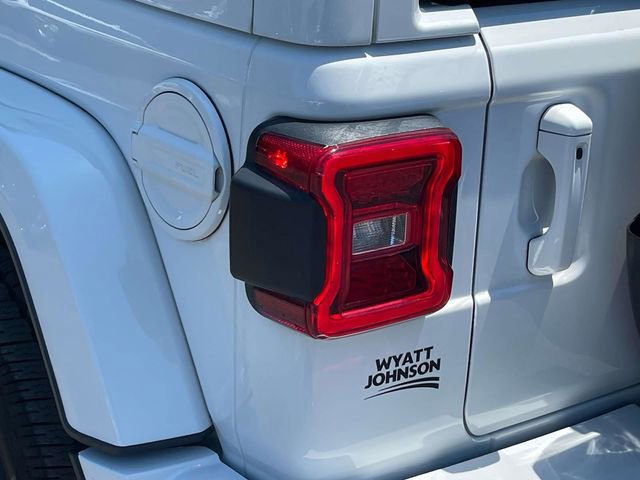 Used 2021 Jeep Wrangler Unlimited Sahara AWD/4WD image 12