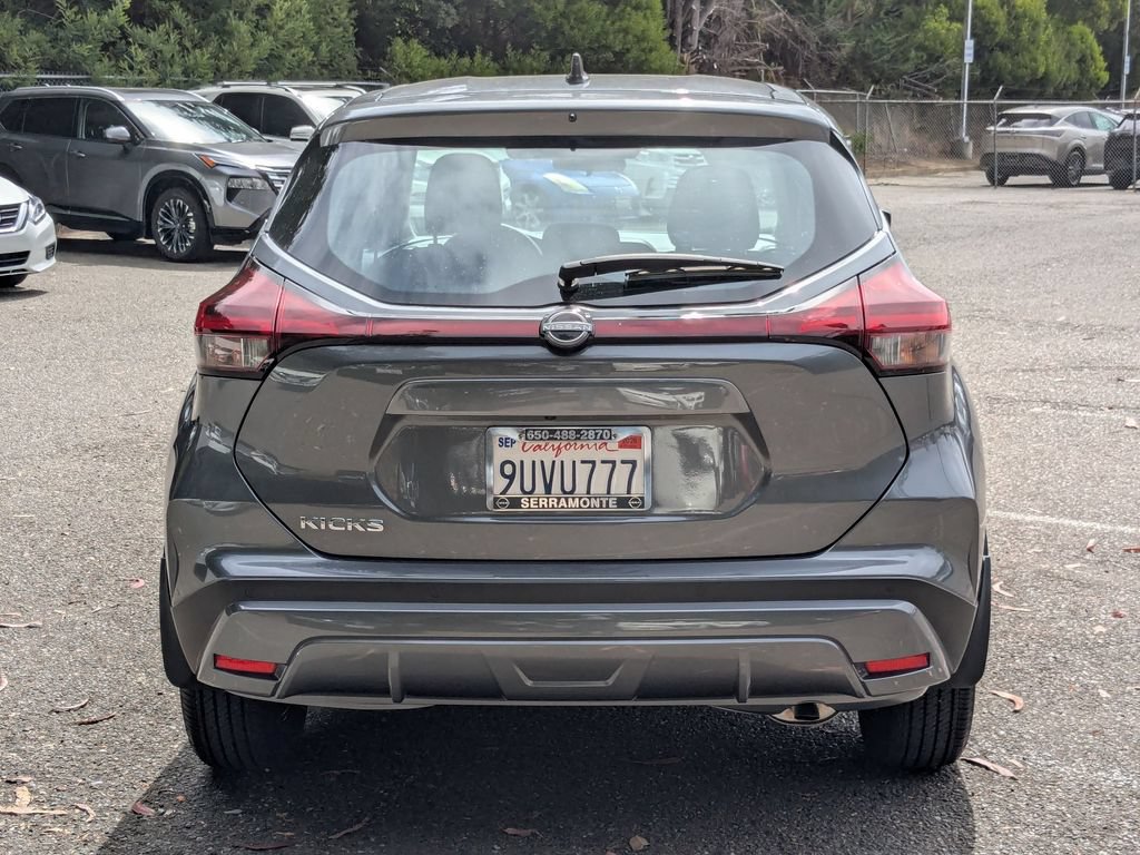 Used 2025 Nissan Kicks Play S FWD image 6