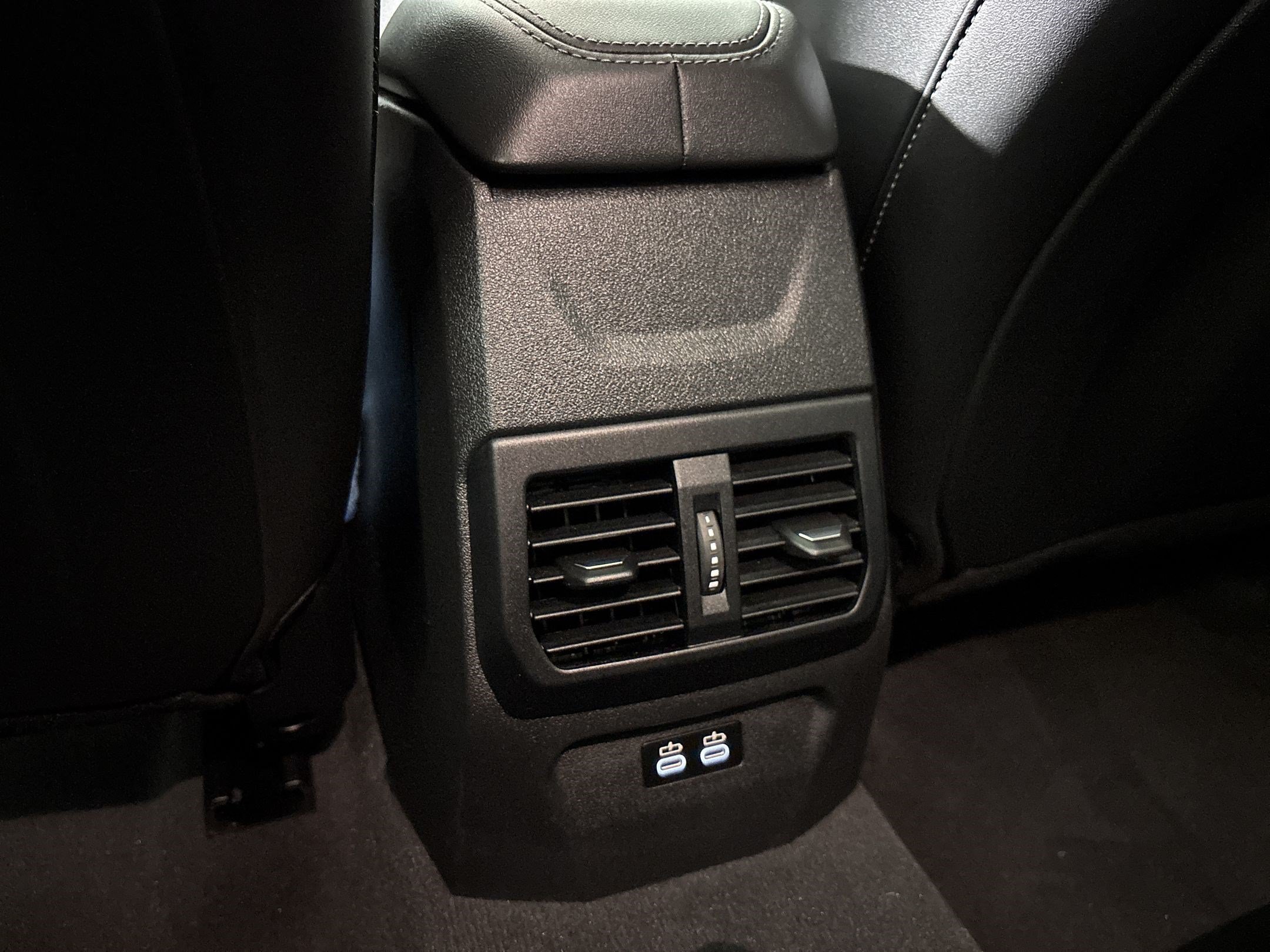 Certified 2025 BMW M235i xDrive w/ Premium Package AWD/4WD image 31