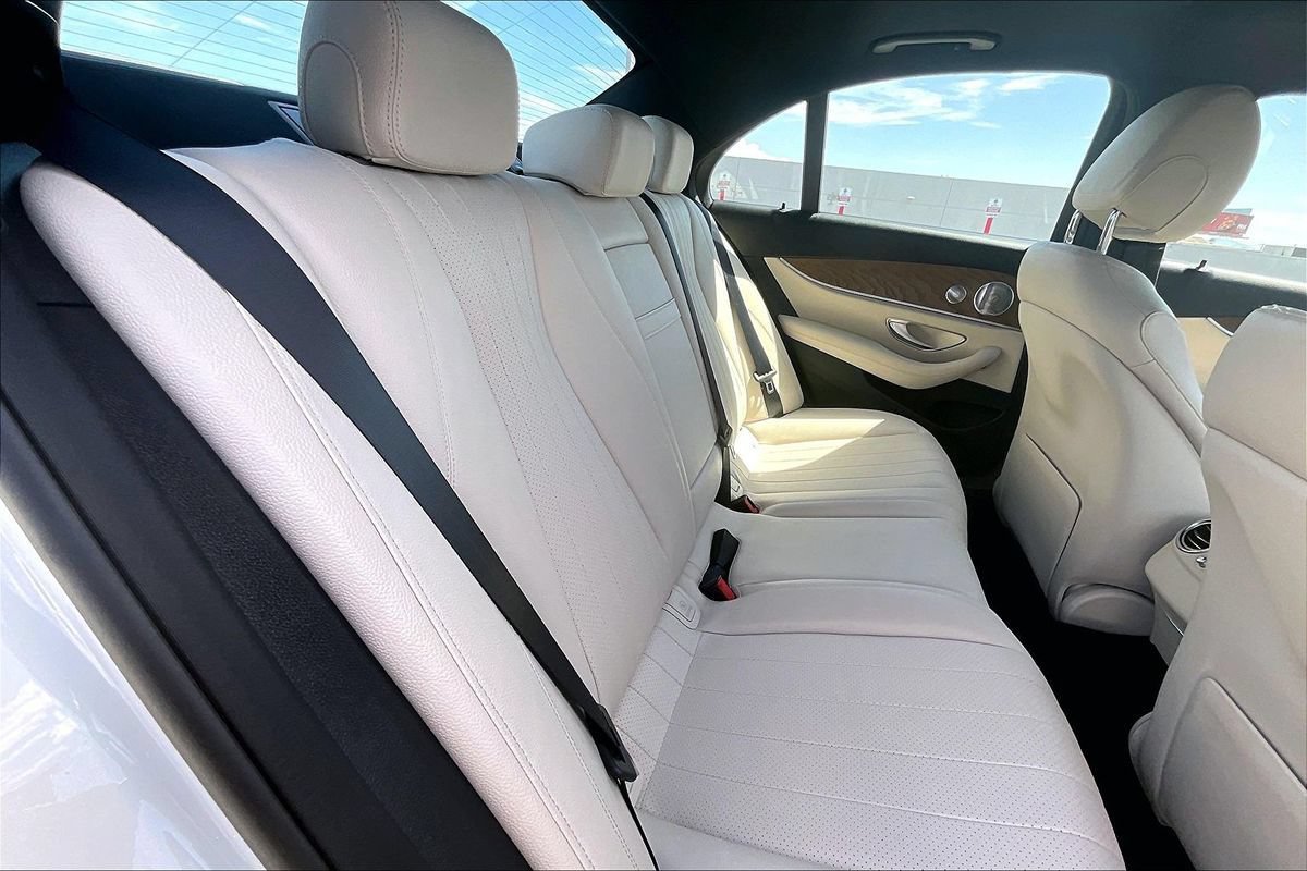 Used 2021 Mercedes-Benz E 350 Sedan w/ Premium Package image 21