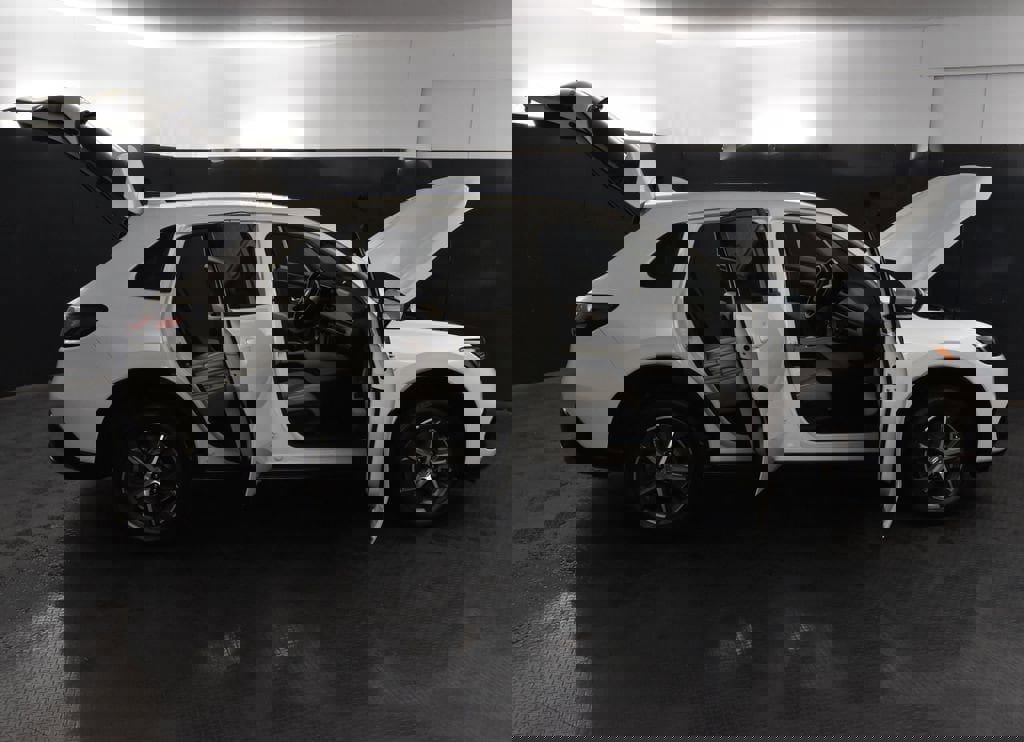 Used 2023 Honda HR-V EX-L image 32