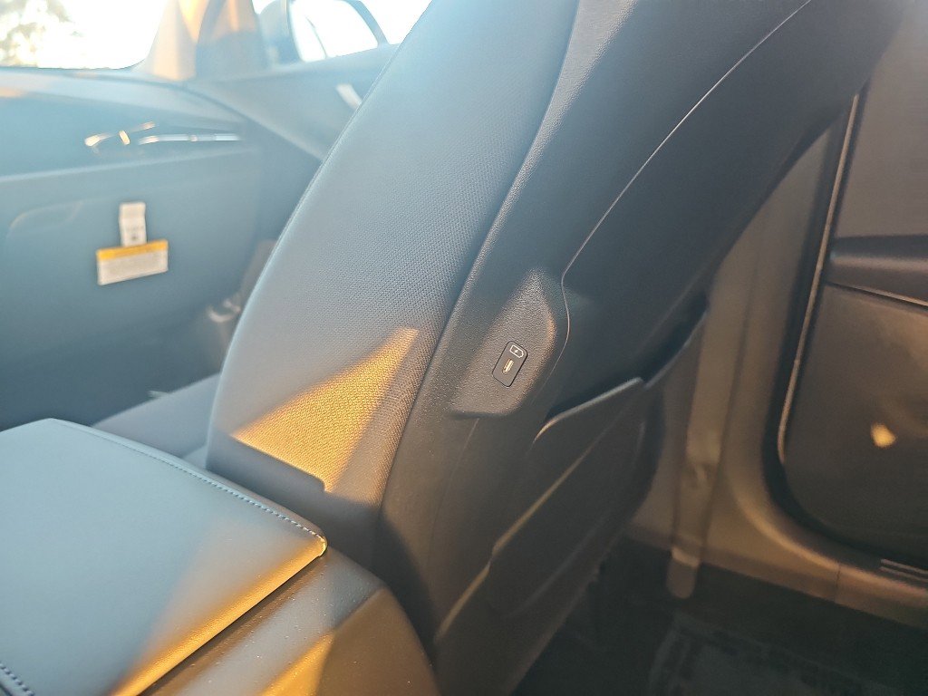 New 2026 Kia Niro LX image 23