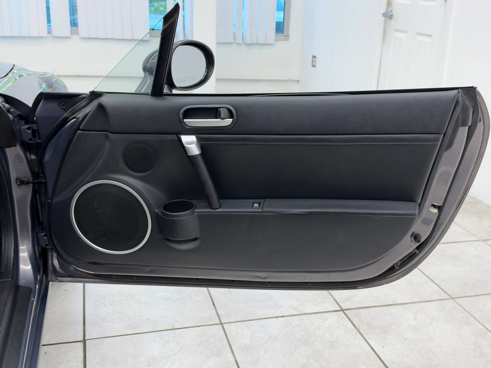Used 2007 MAZDA MX-5 Miata Grand Touring w/ Premium Pkg RWD image 18
