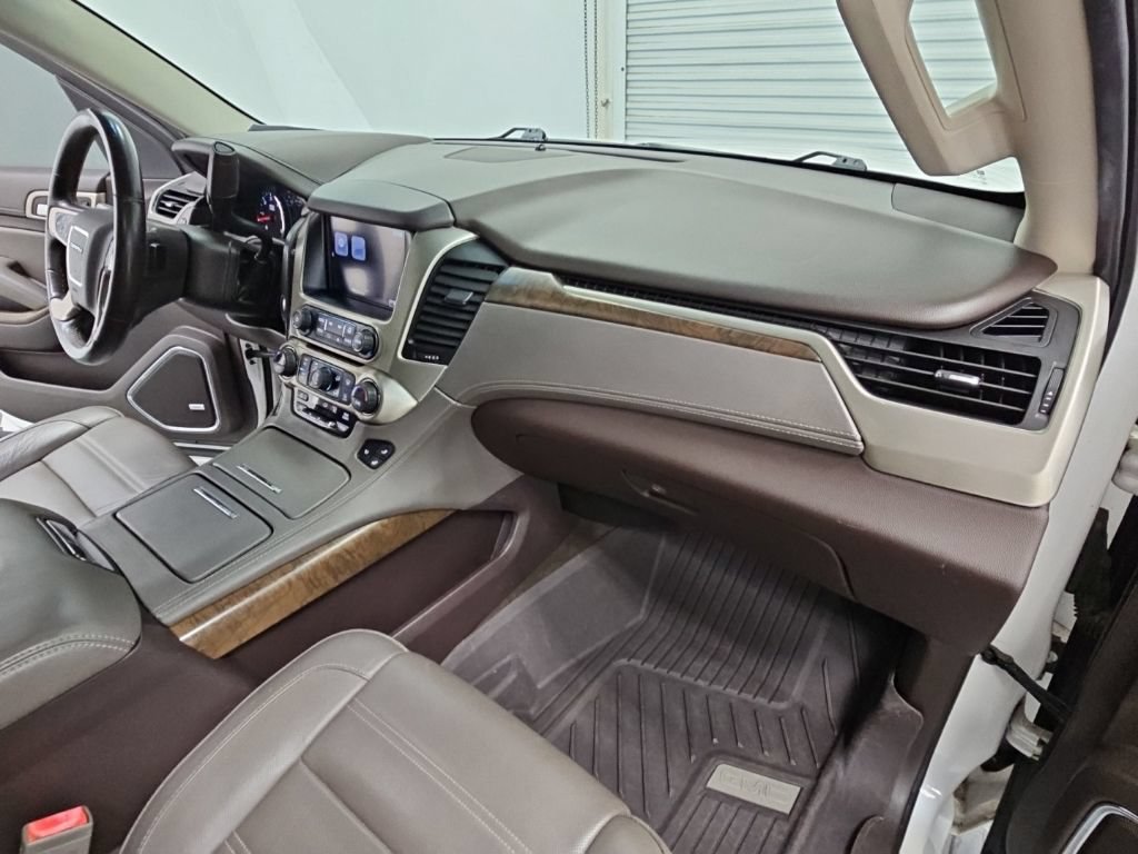Used 2018 GMC Yukon XL Denali w/ Open Road Package AWD/4WD image 45