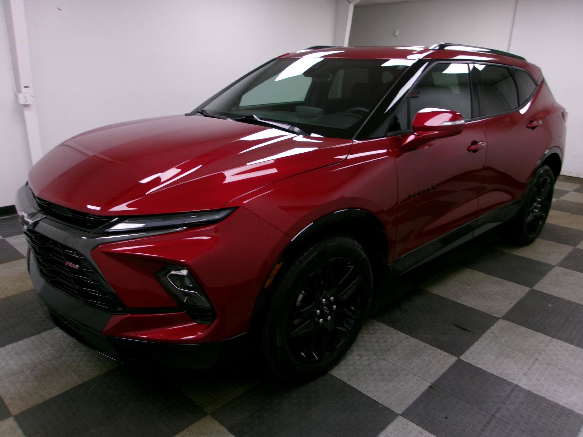 Used 2024 Chevrolet Blazer RS image 1