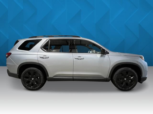 New 2026 Honda Pilot Black Edition image 8