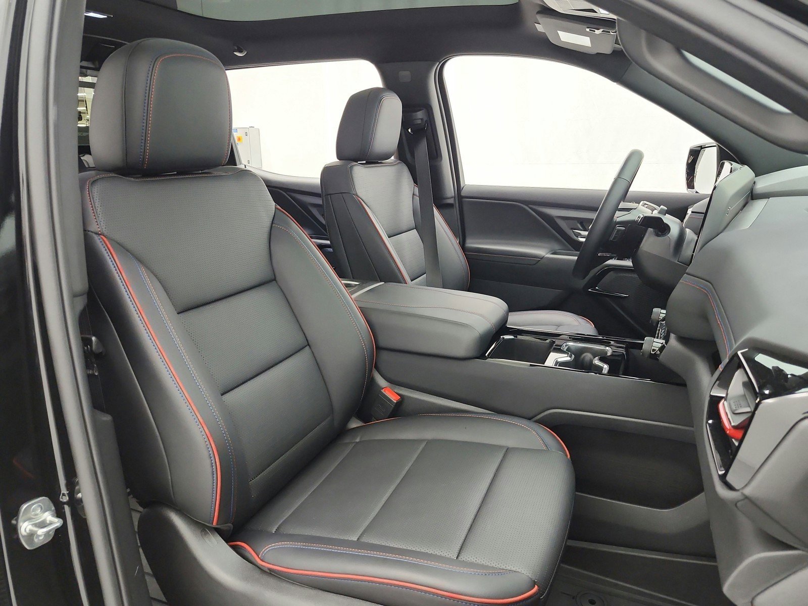 Used 2025 Chevrolet Silverado EV RST image 19