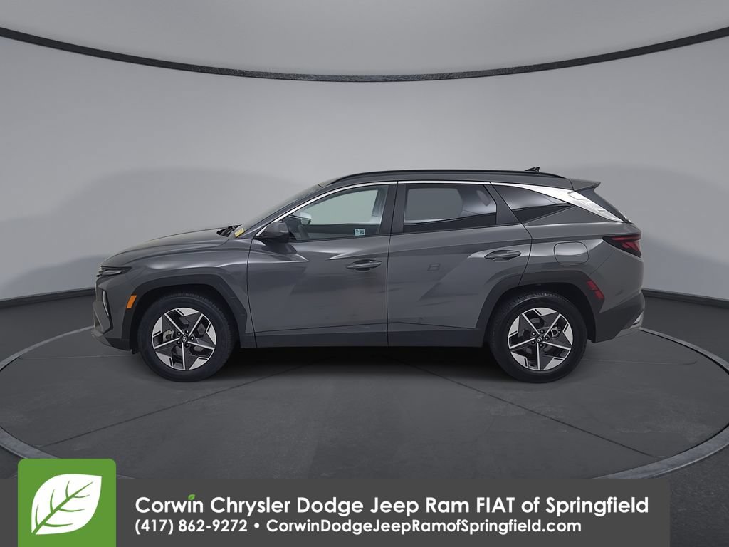 Used 2025 Hyundai Tucson SEL FWD image 9