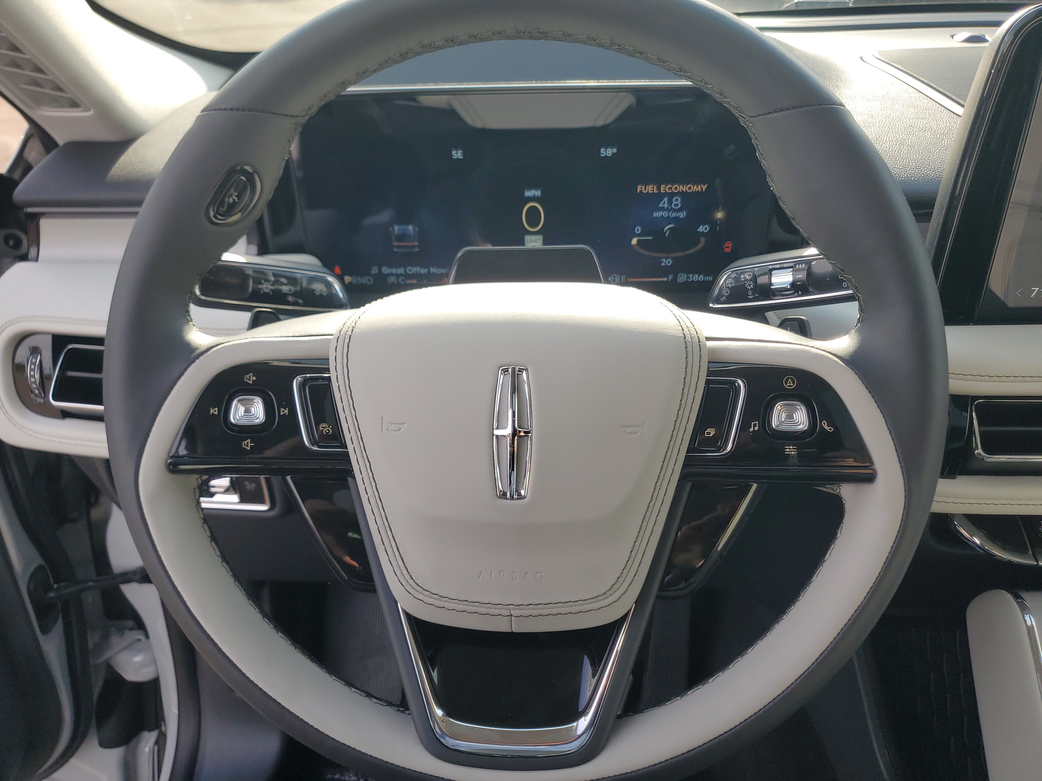 New 2027 Lincoln Aviator Reserve AWD/4WD image 15