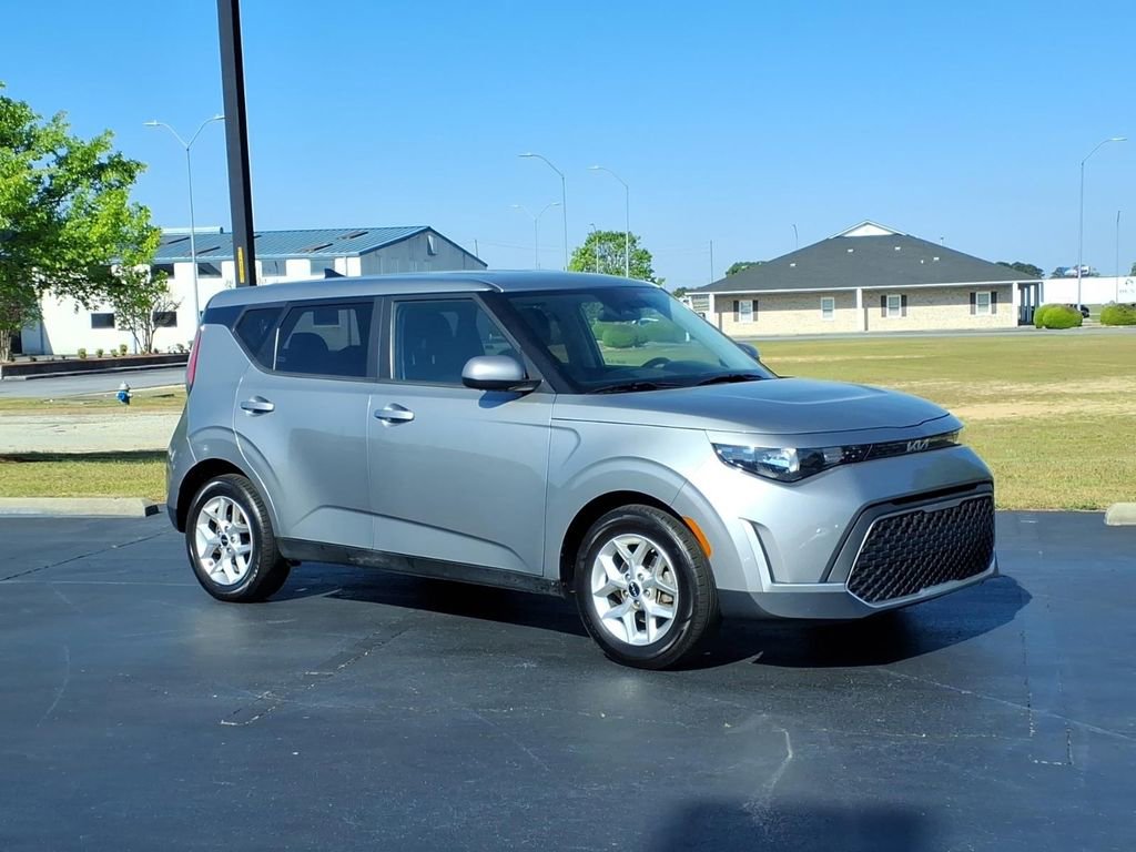 Used 2024 Kia Soul LX w/ Option Group 015 image 1