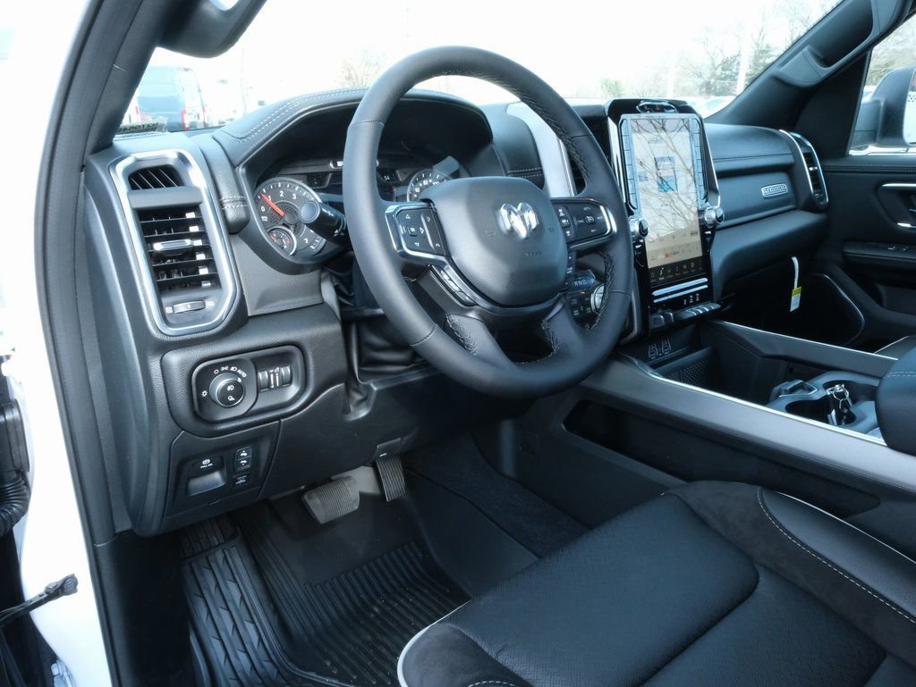 New 2026 RAM 1500 Laramie w/ Laramie Preferred Package AWD/4WD image 4