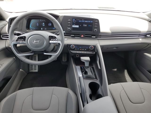 Used 2026 Hyundai Elantra Sport image 7