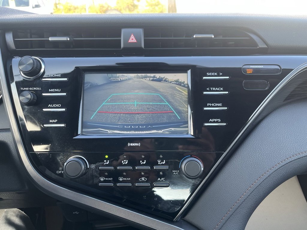 Used 2020 Toyota Camry LE image 17