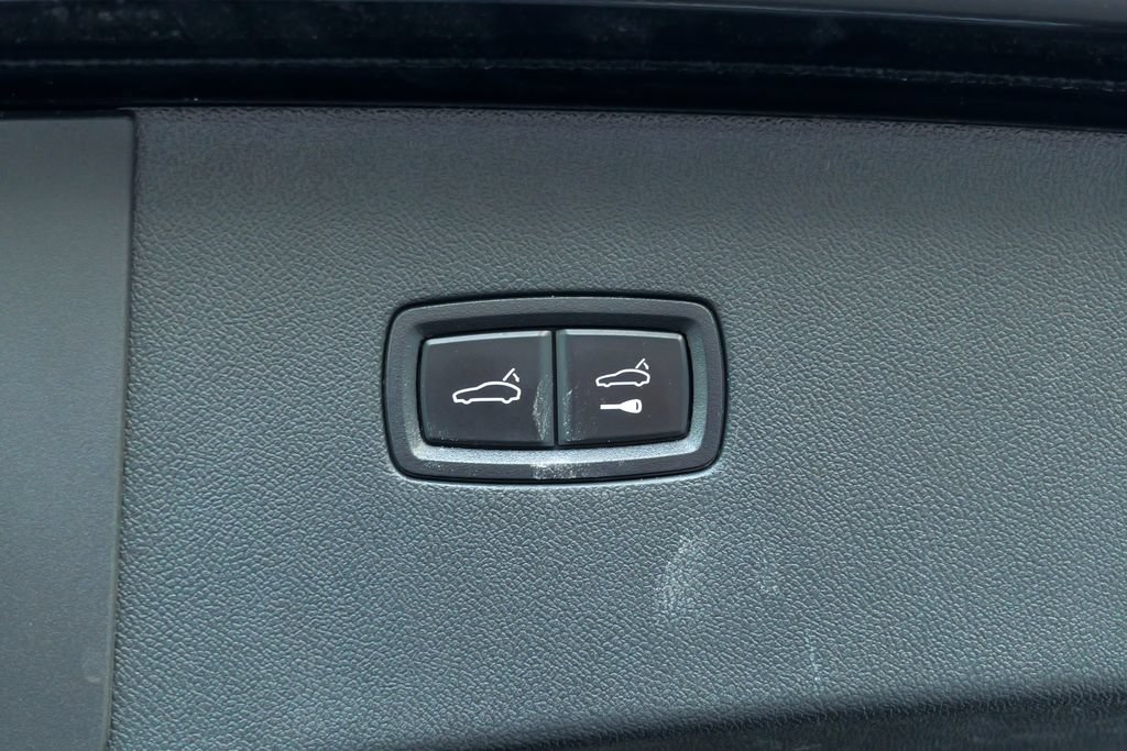Used 2024 Porsche Cayenne Coupe AWD/4WD image 60