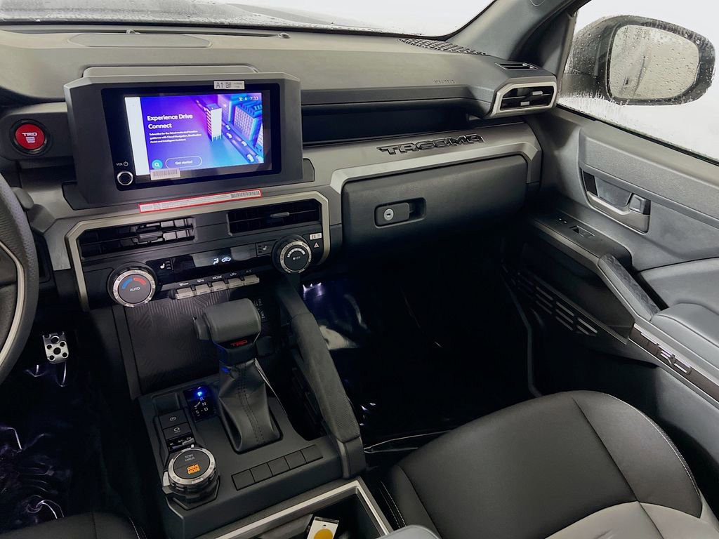 Certified 2025 Toyota Tacoma TRD Sport image 21