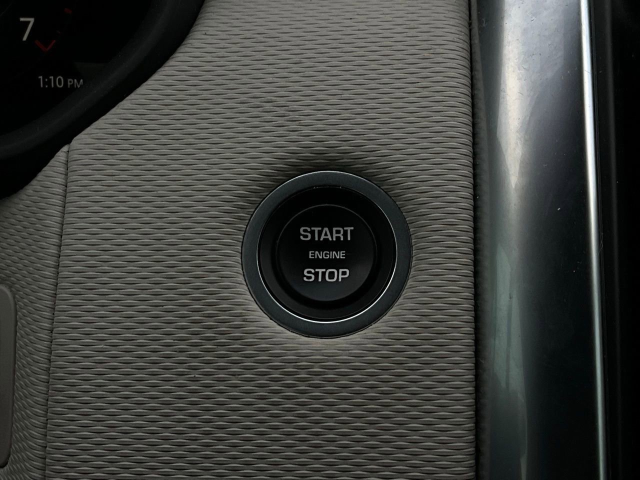 Used 2022 Land Rover Discovery S R-Dynamic image 33