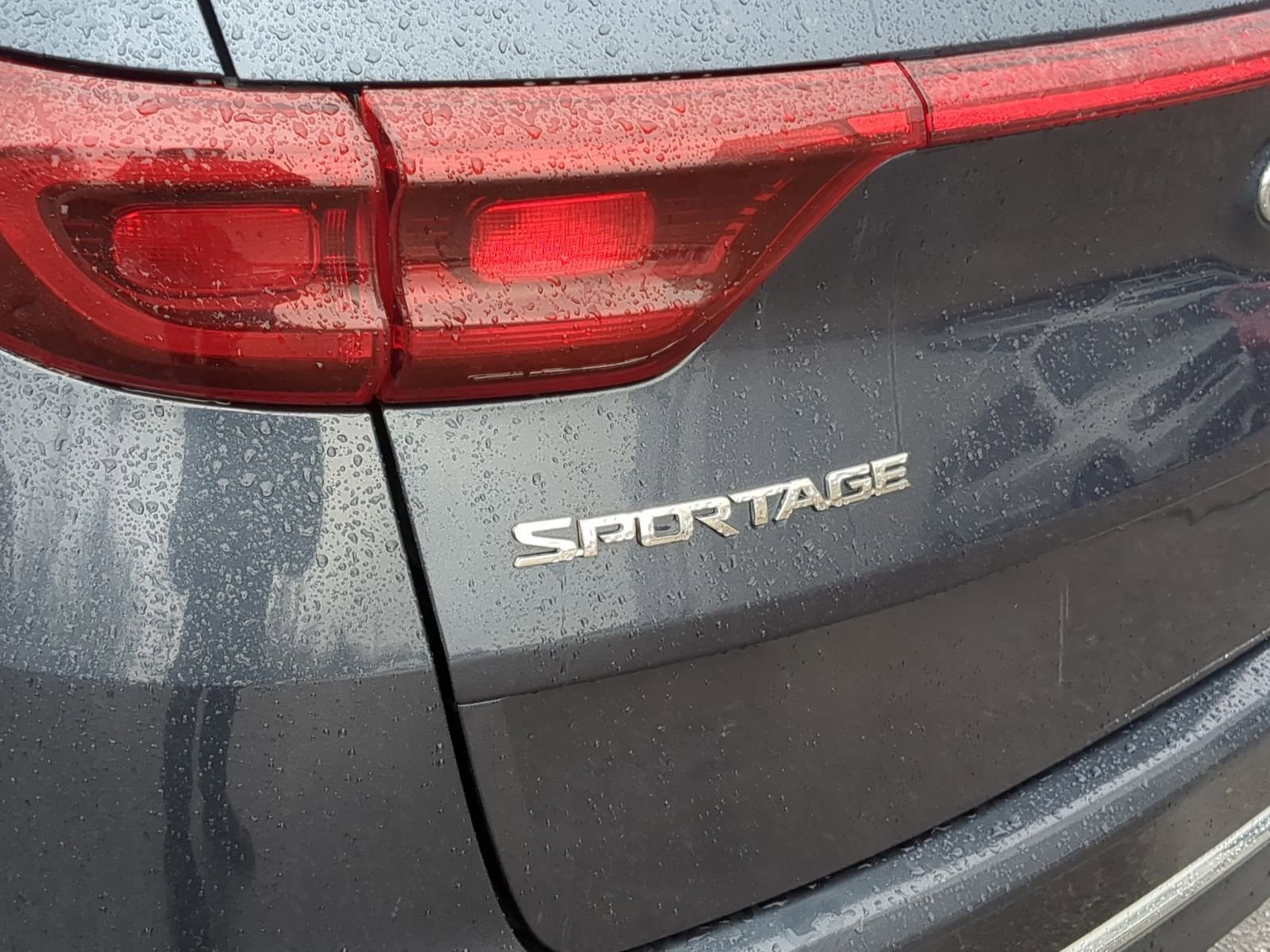 Used 2022 Kia Sportage LX w/ LX FWD Value Edition Package image 18