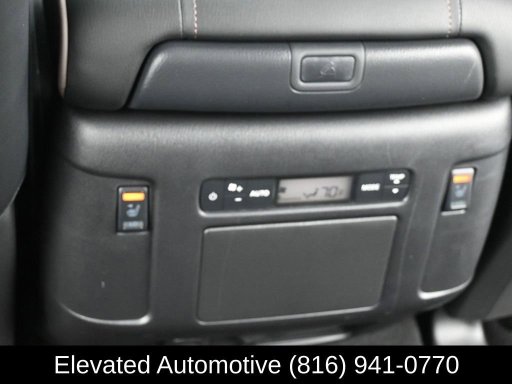 Used 2024 Nissan Armada Platinum w/ Captain's Chairs Package image 17