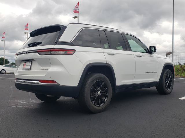 Used 2023 Jeep Grand Cherokee Limited AWD/4WD image 5