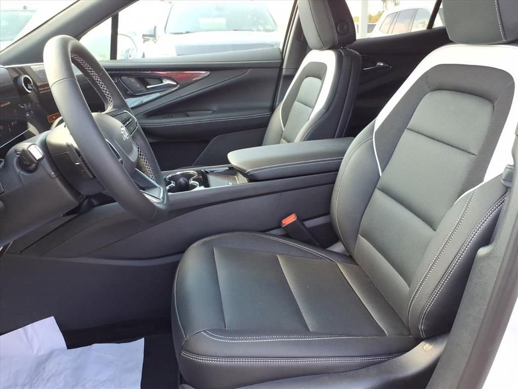 New 2025 Chevrolet Blazer EV LT image 13