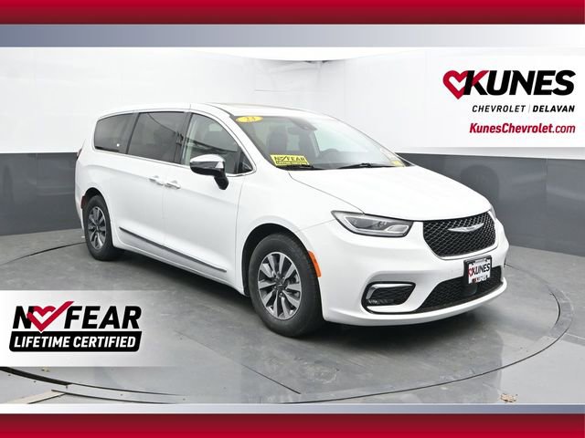 Used 2023 Chrysler Pacifica Limited