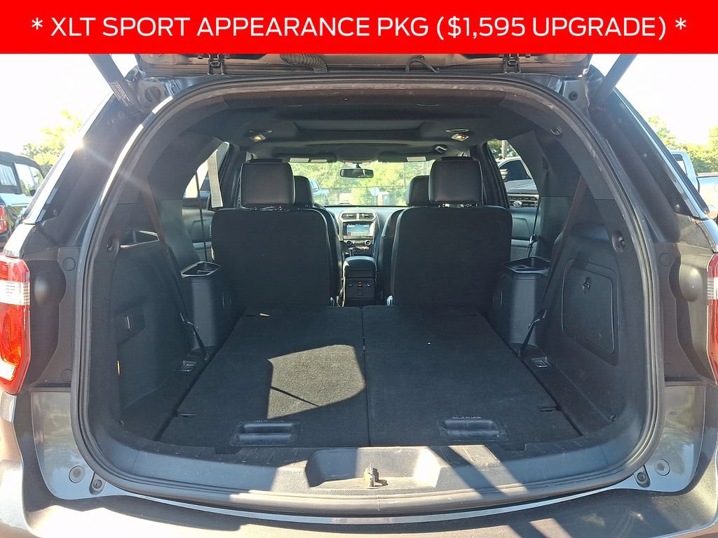 Used 2017 Ford Explorer XLT w/ Equipment Group 202A AWD/4WD image 31