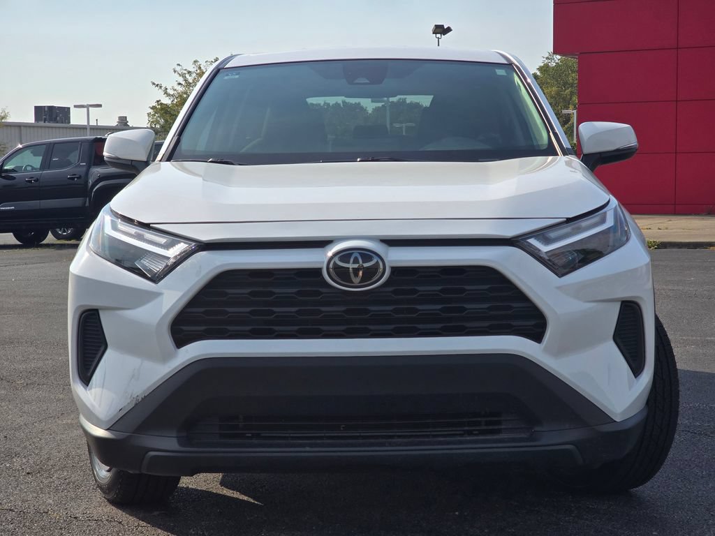 Certified 2024 Toyota RAV4 LE AWD/4WD image 10