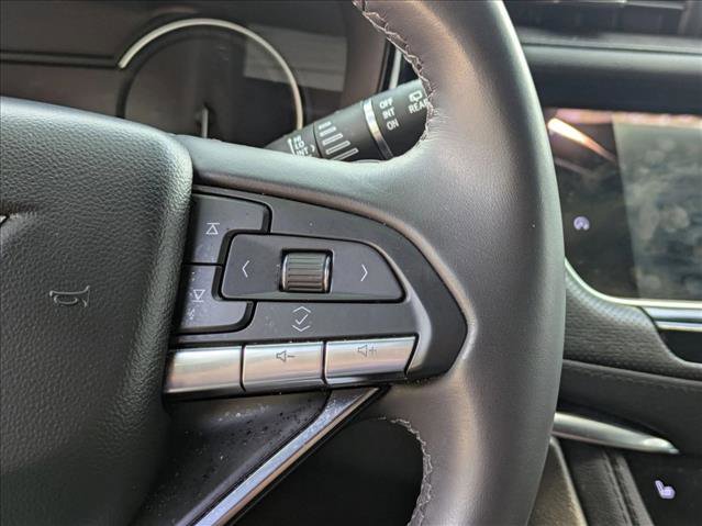 Used 2023 Cadillac XT6 Luxury FWD image 12