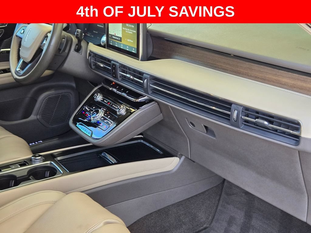 Used 2022 Lincoln Corsair Reserve w/ Equipment Group 201A AWD/4WD image 28
