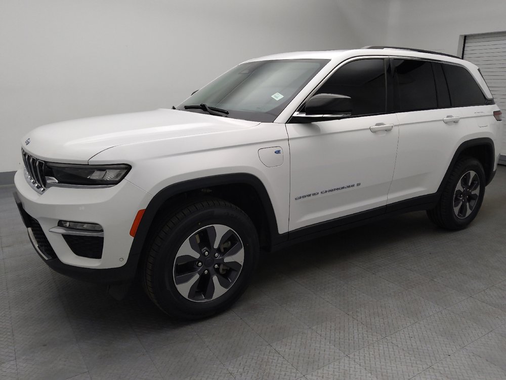 Used 2022 Jeep Grand Cherokee Limited 4xe w/ Luxury Tech Group II AWD/4WD image 2