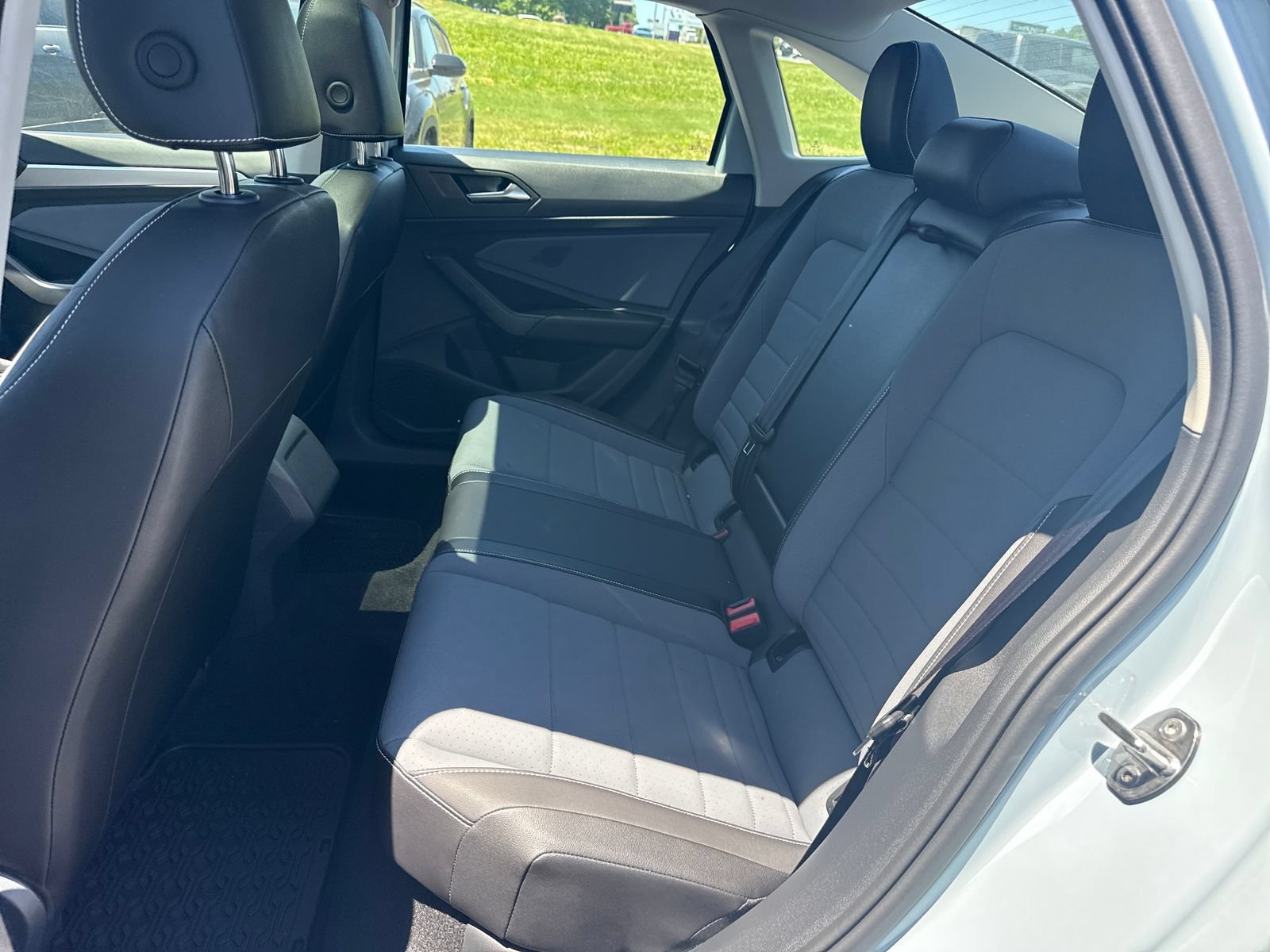 Certified 2026 Volkswagen Jetta SE FWD image 14