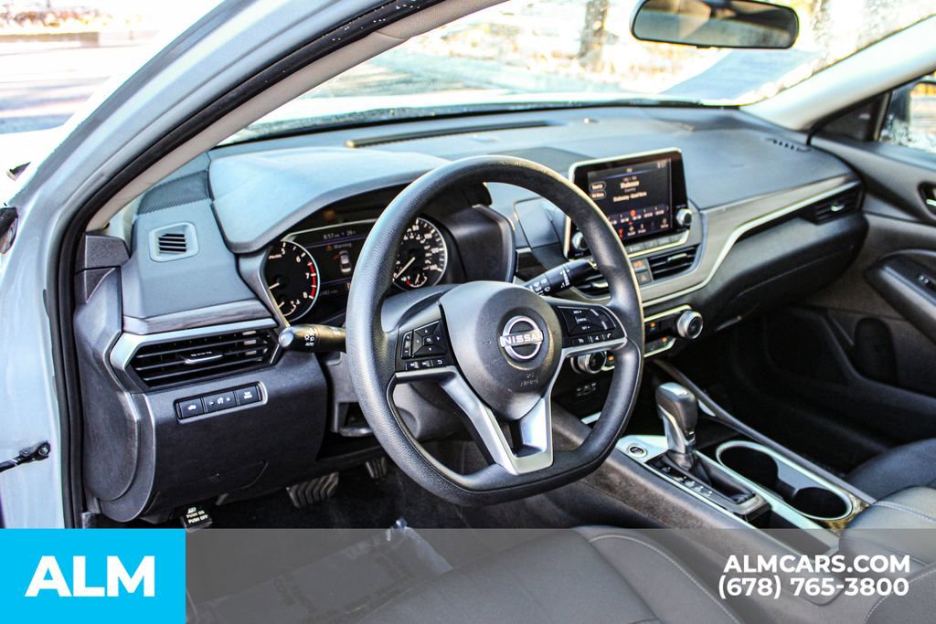 Used 2024 Nissan Altima 2.5 SV image 22
