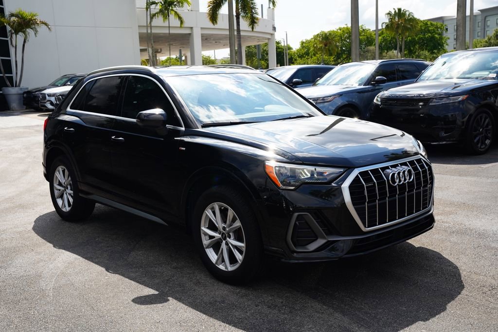 Used 2021 Audi Q3 2.0T Premium w/ Convenience Package AWD/4WD image 12