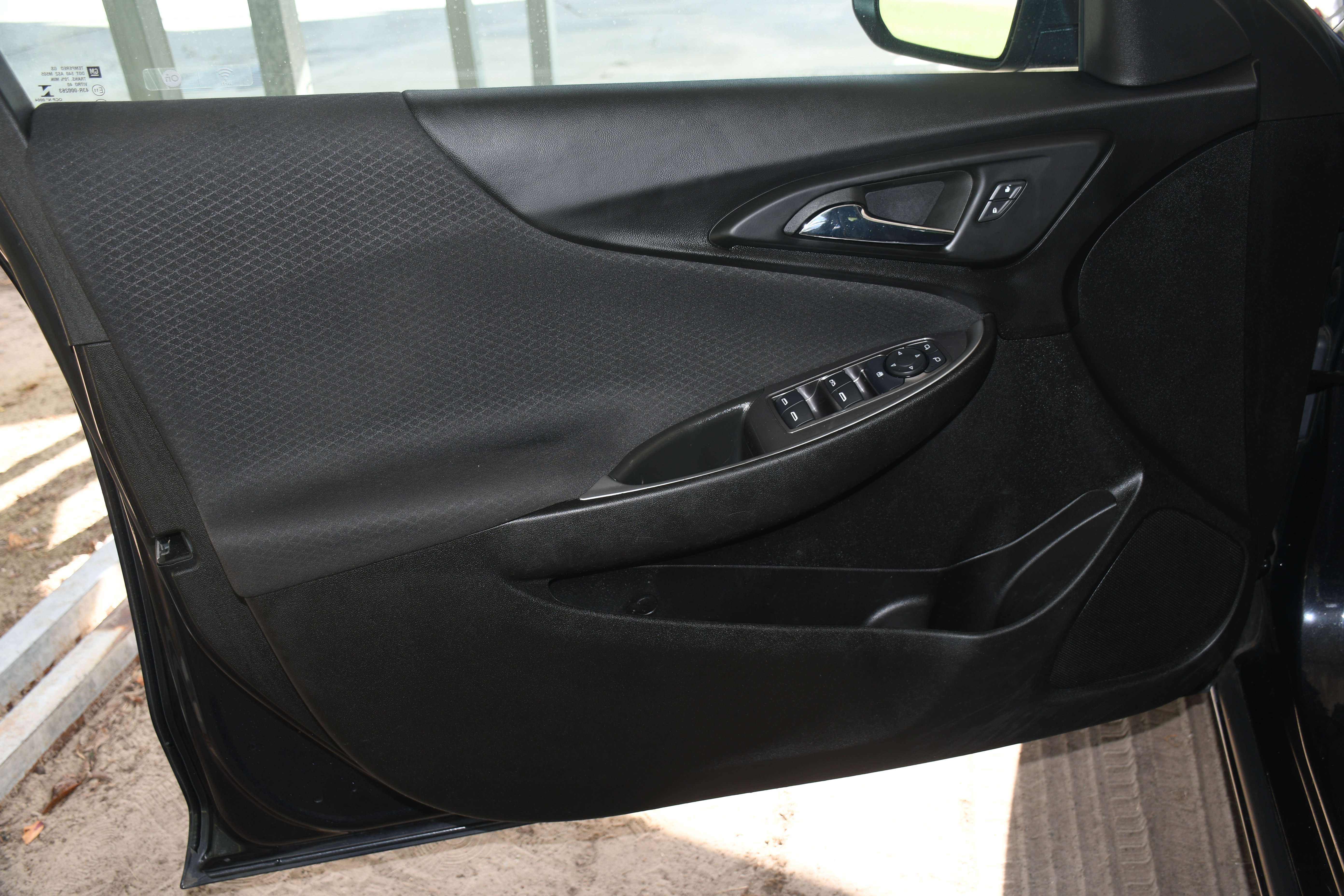 Used 2023 Chevrolet Malibu LT image 9