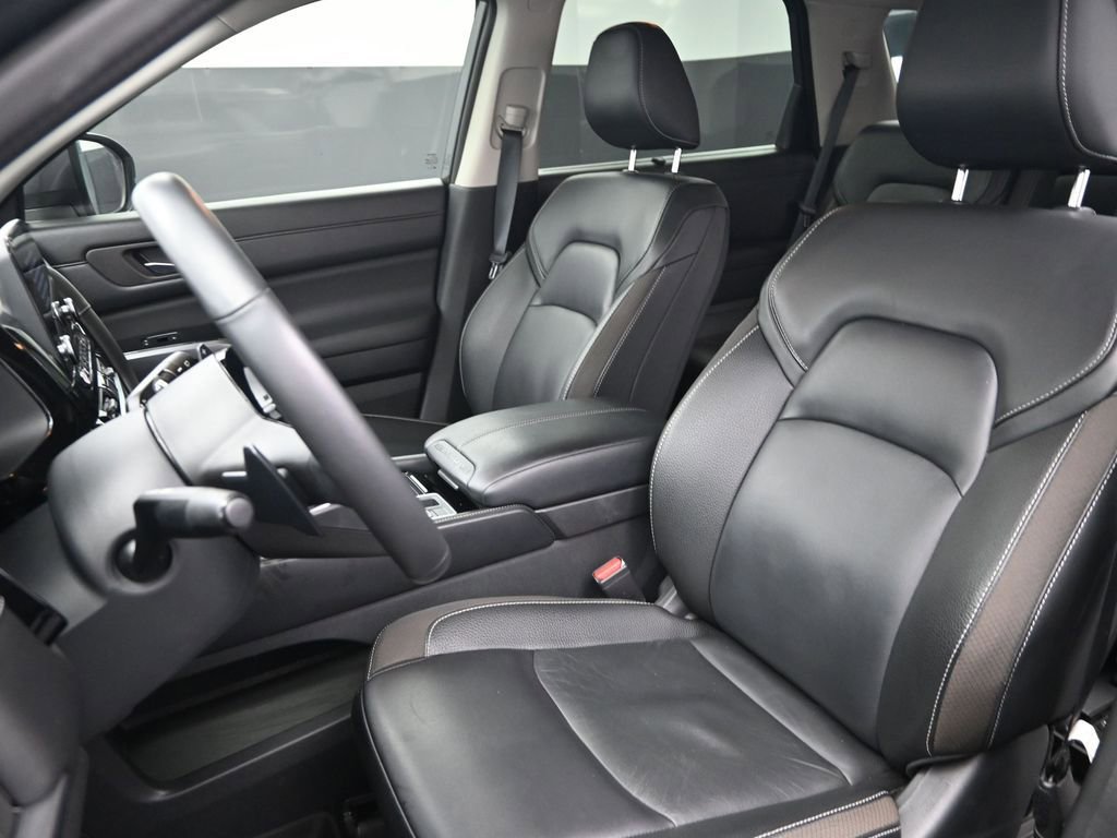 Used 2024 Nissan Pathfinder SL w/ SL Premium Package image 19