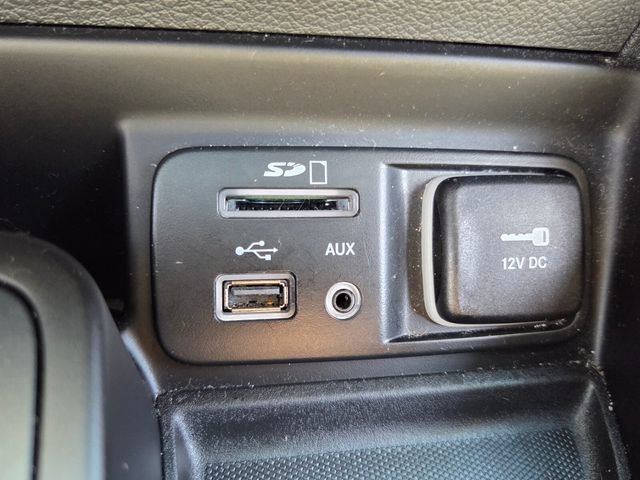 Used 2017 Jeep Cherokee Limited AWD/4WD image 26