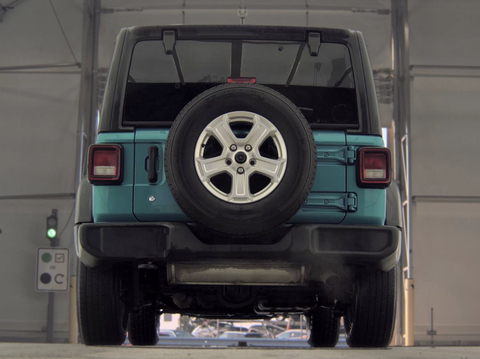 Used 2019 Jeep Wrangler Unlimited Sport S AWD/4WD image 5