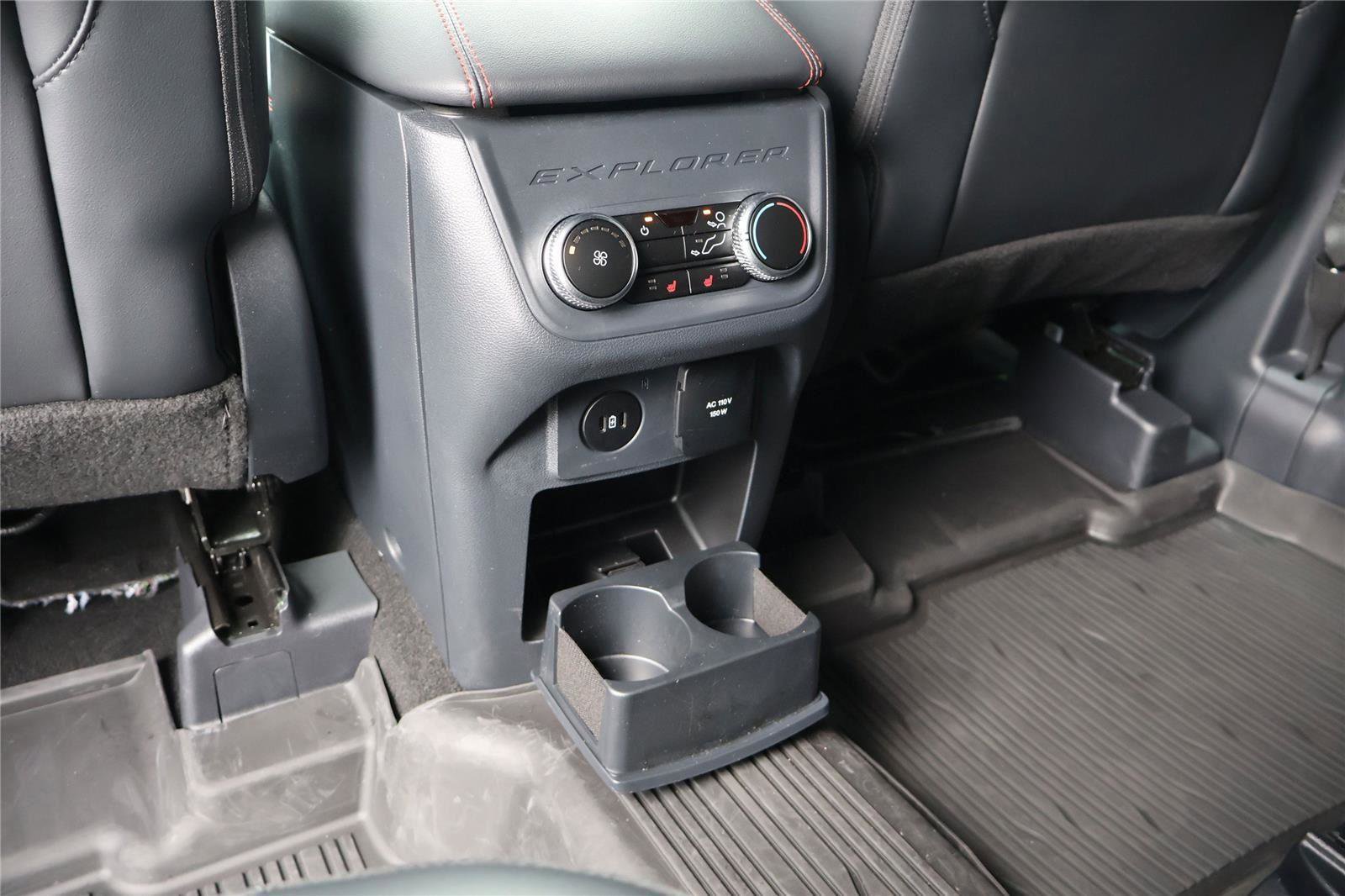 Certified 2025 Ford Explorer ST image 34