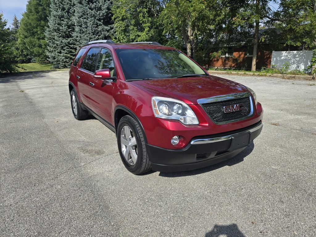 Used 2011 GMC Acadia SLT image 1